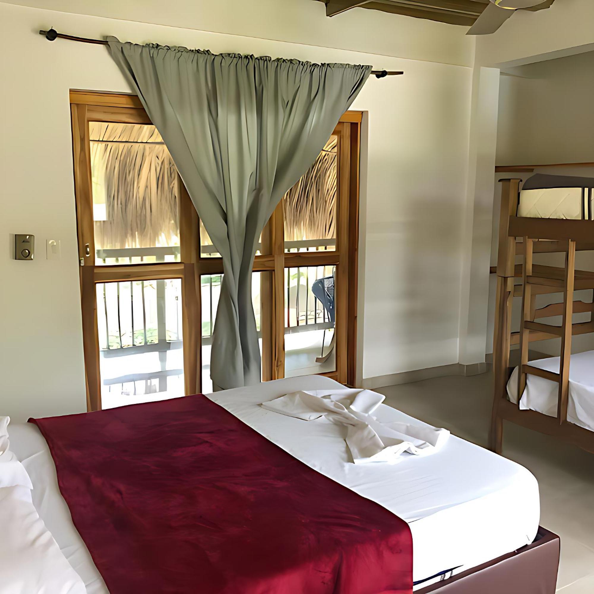 Baobao Hostel بالومينو المظهر الخارجي الصورة